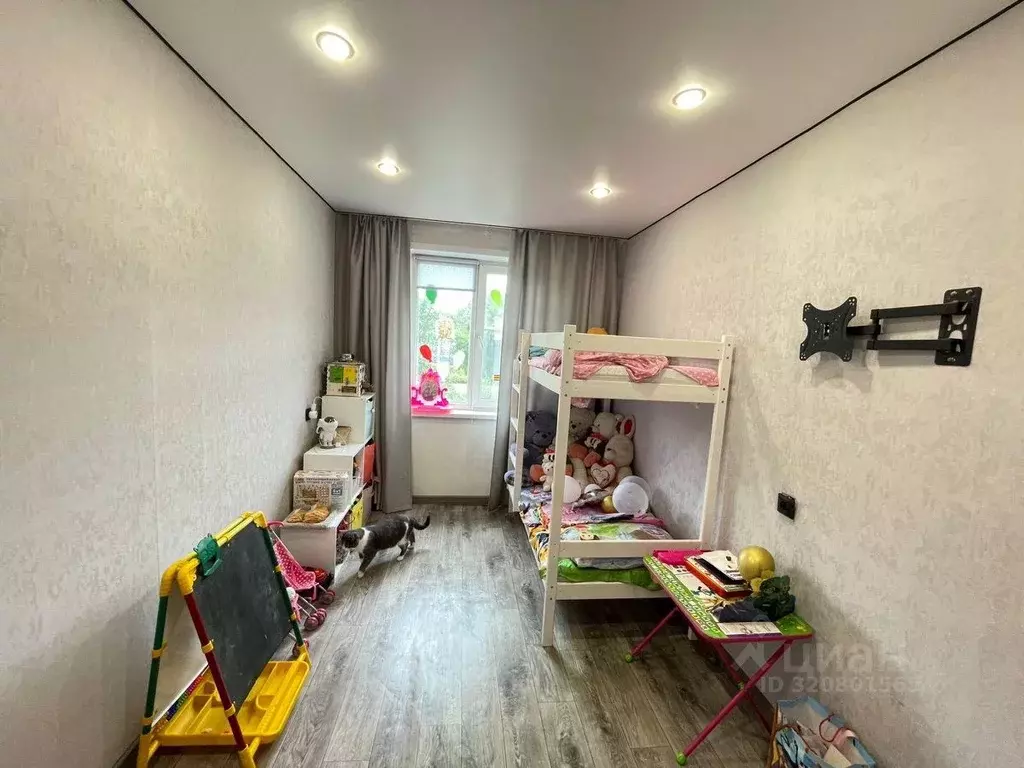 2-к кв. Кемеровская область, Новокузнецк ул. 40 лет Победы, 21 (43.2 ... - Фото 0