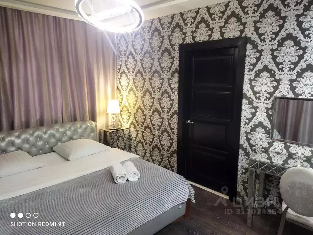 2-к кв. Хабаровский край, Хабаровск ул. Истомина, 22А (56.0 м) - Фото 0