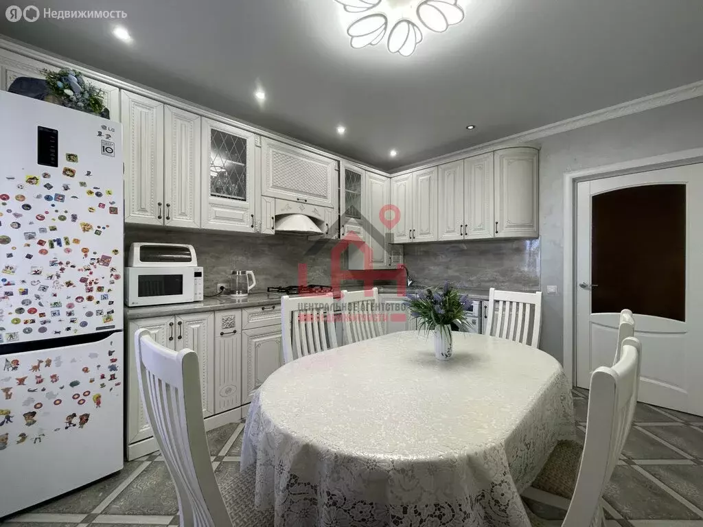 3-комнатная квартира: Ессентукская, Садовая улица, 29к2 (82 м) - Фото 2