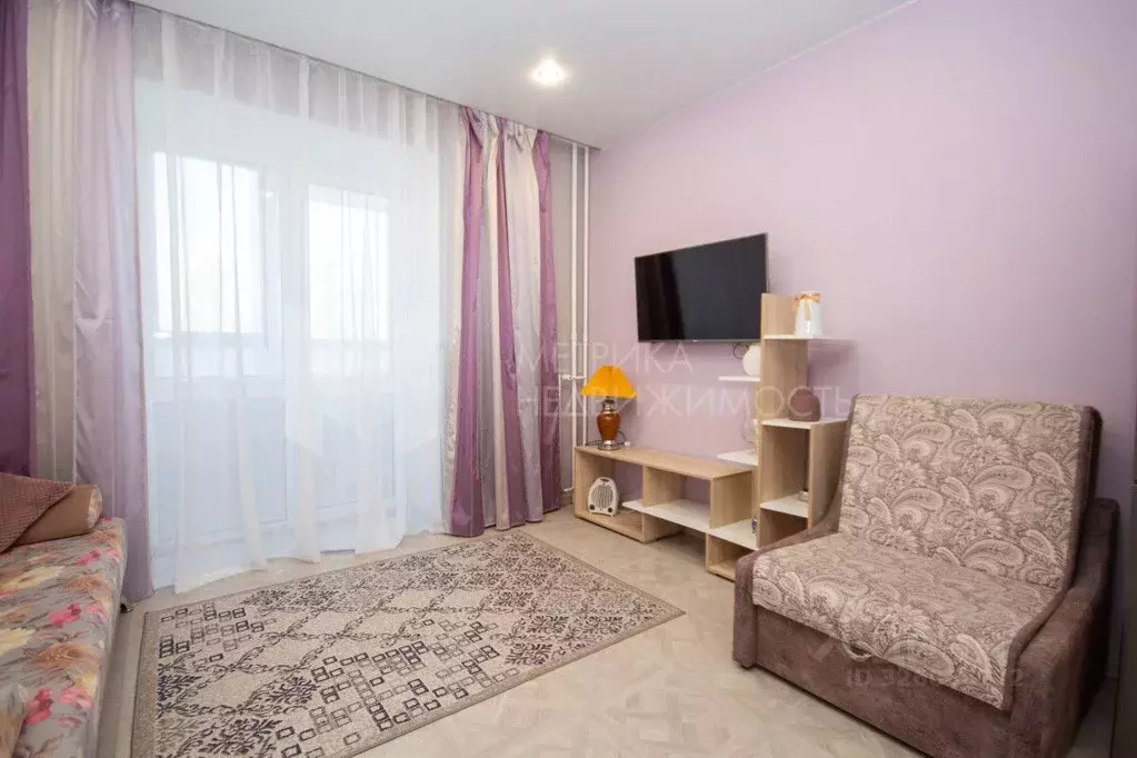 Студия Тюменская область, Тюмень Комбинатская ул., 54к2 (28.2 м) - Фото 0