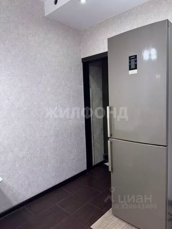1-к кв. Новосибирская область, Новосибирск Линейная ул., 53/1 (42.0 м) - Фото 0