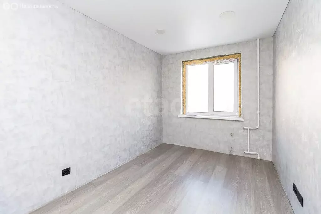 4-комнатная квартира: Тюмень, Таврическая улица, 10 (62 м) - Фото 2