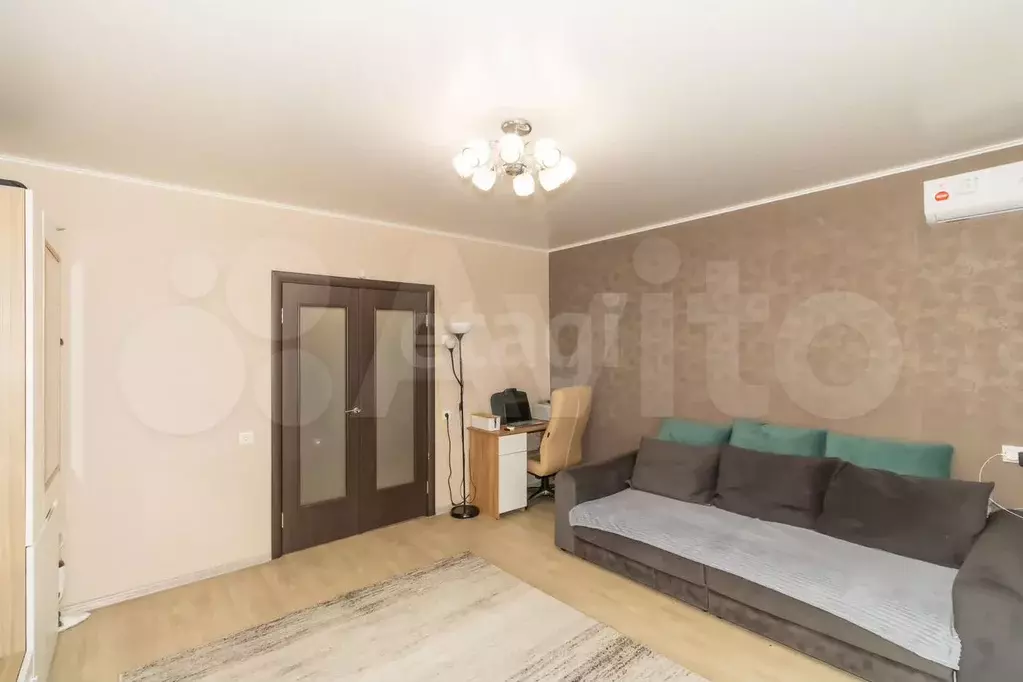 2-к. квартира, 57 м, 9/10 эт. - Фото 1