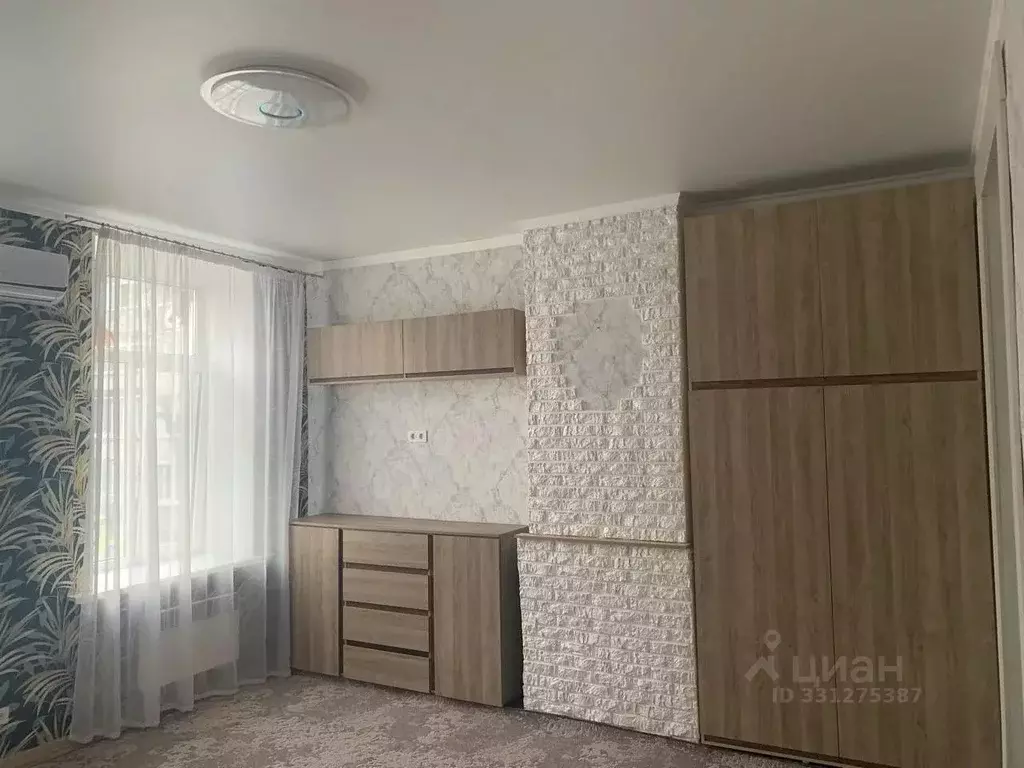 2-к кв. Крым, Симферополь ул. Богдана Хмельницкого, 18 (50.0 м) - Фото 1