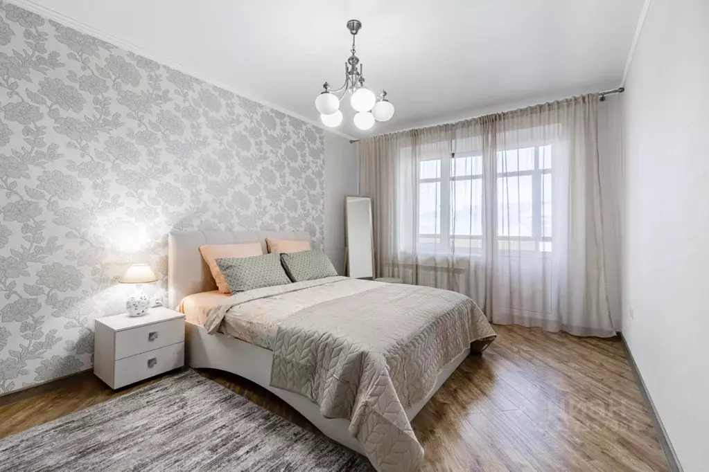 2-к кв. Татарстан, Казань ул. Чернышевского, 16 (65.0 м) - Фото 0