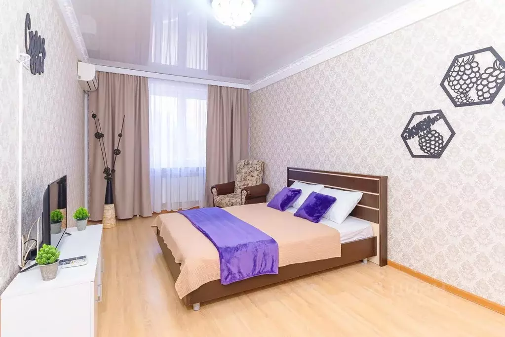 1-к кв. Оренбургская область, Оренбург Загородное ш., 14 (39.0 м) - Фото 0