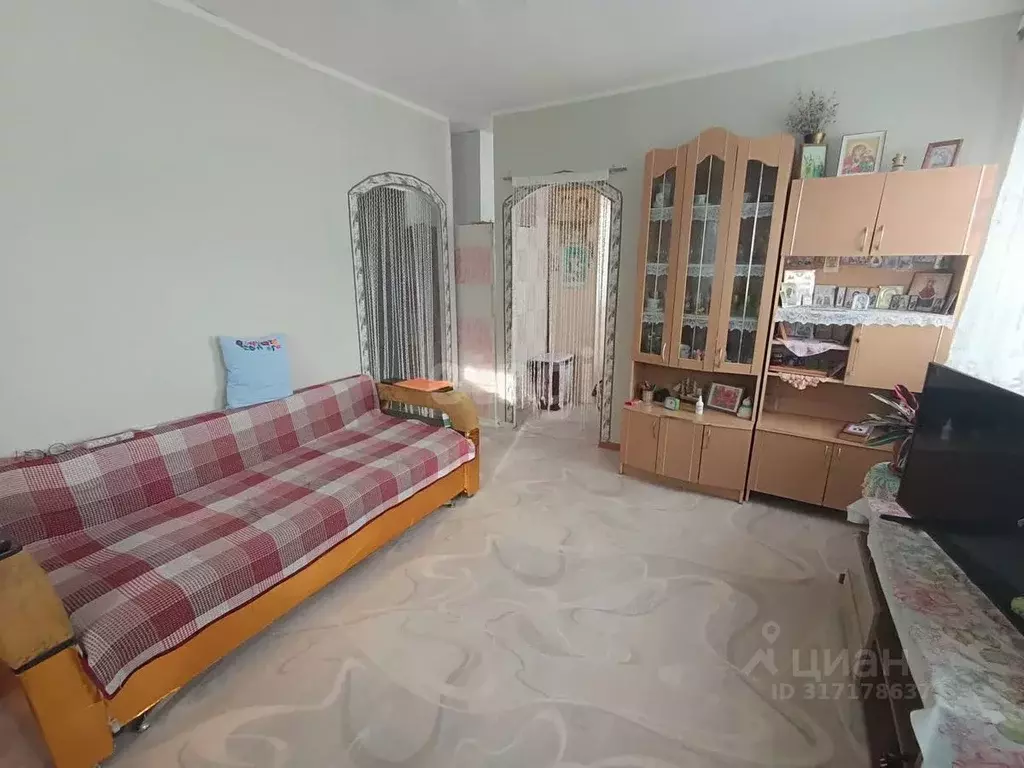 Дом в Амурская область, Свободный Интернациональная ул., 17 (57 м) - Фото 1