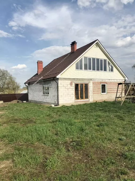Дом 200 м на участке 100 сот. - Фото 0