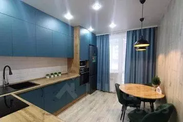 1-к кв. Омская область, Омск бул. М.М. Кузьмина, 15 (45.0 м) - Фото 0