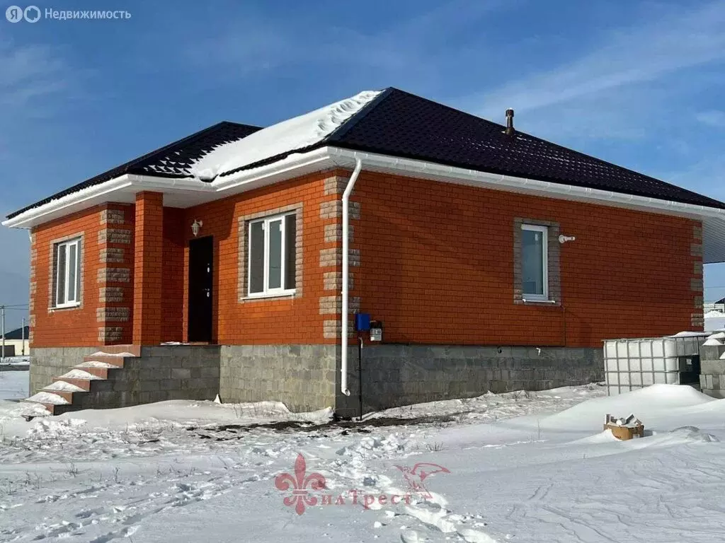 Дом в село Пушкарное, Центральная улица (111 м) - Фото 1