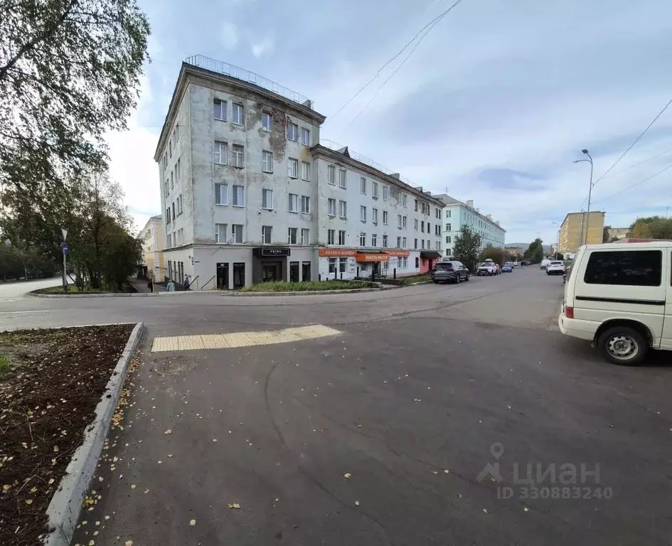 Торговая площадь в Мурманская область, Мурманск ул. Полярные Зори, ... - Фото 1