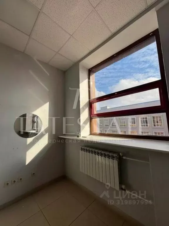 Офис в Татарстан, Казань ул. Парижской Коммуны, 26 (29 м) - Фото 1