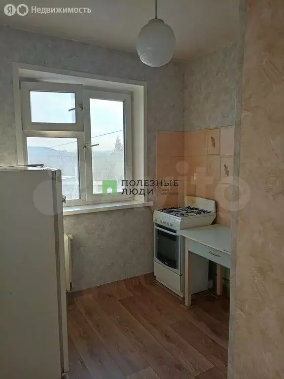 2-комнатная квартира: Красноярск, микрорайон Зелёная Роща, ... - Фото 1