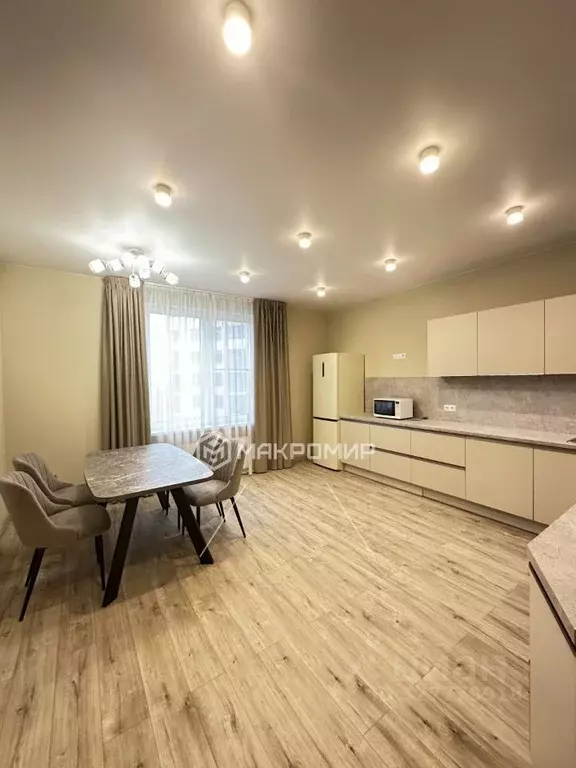 2-к кв. Санкт-Петербург просп. Энергетиков, 2к1 (74.0 м) - Фото 0