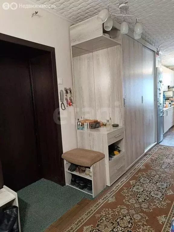 3-комнатная квартира: Томск, улица Елизаровых, 48/2 (61.1 м) - Фото 1