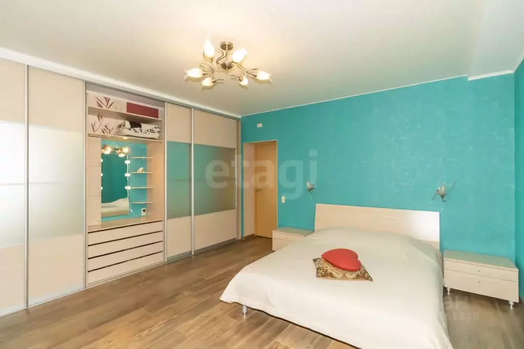 2-к кв. Челябинская область, Челябинск ул. Косарева, 71 (101.6 м) - Фото 0