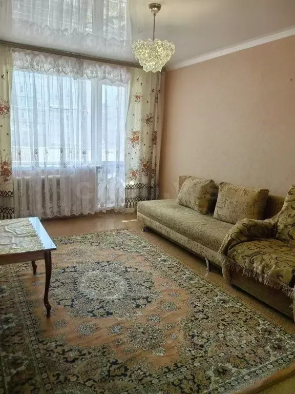 2-к кв. Чувашия, Чебоксары Университетская ул., 28 (56.5 м) - Фото 1