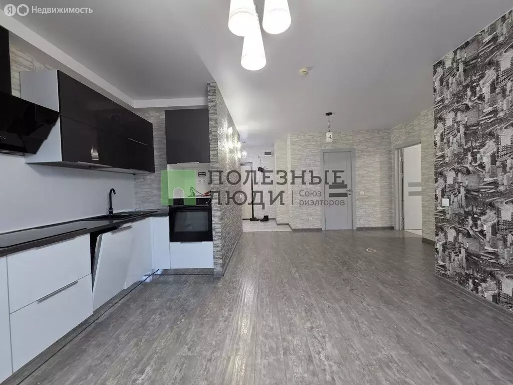 2-комнатная квартира: Ижевск, проспект Конструктора М.Т. Калашникова, ... - Фото 1