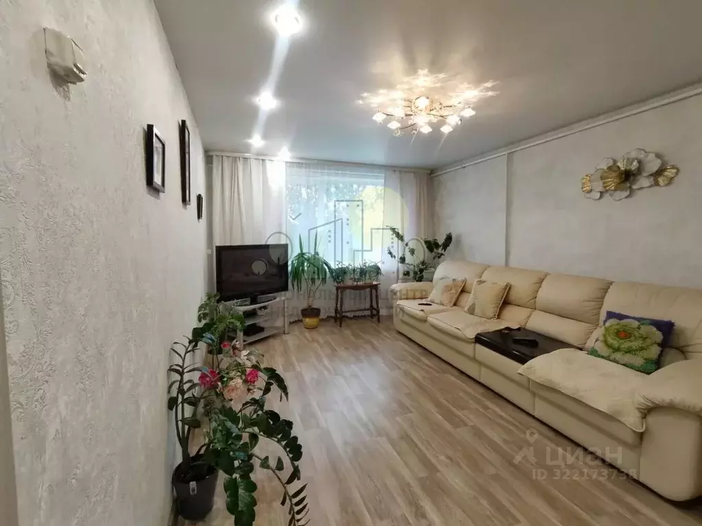 Дом в Иркутская область, Иркутский муниципальный округ, д. Ширяева ул. ... - Фото 1