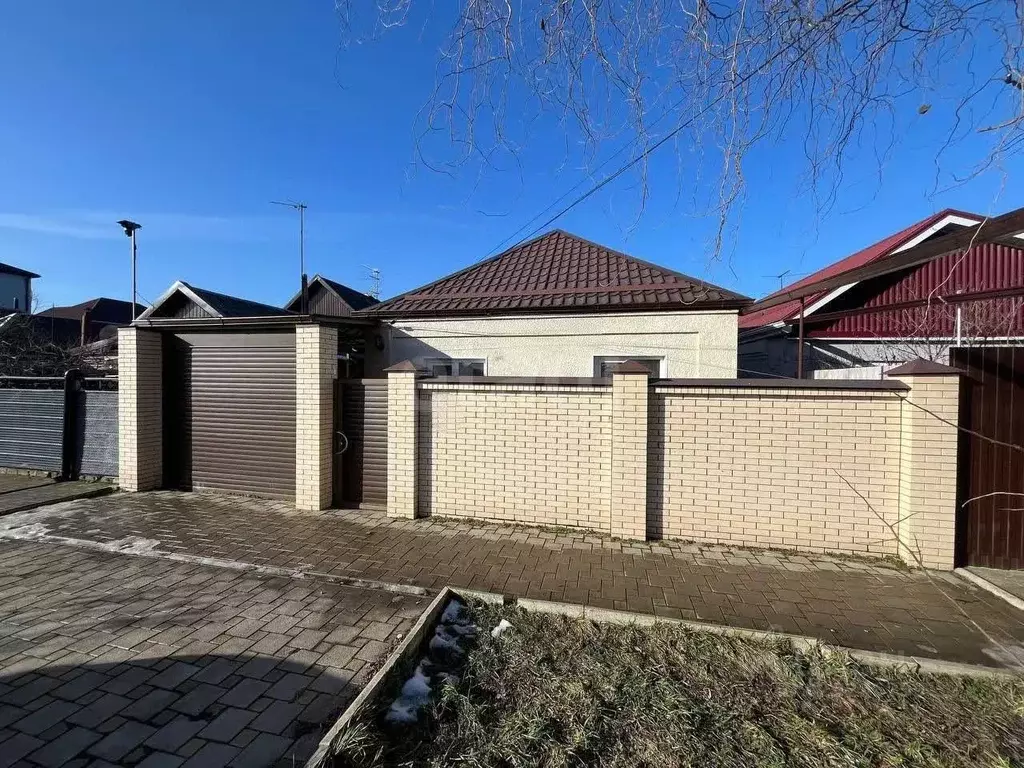 Дом в Краснодарский край, Краснодар Елизаветинская ст-ца, ул. ... - Фото 1