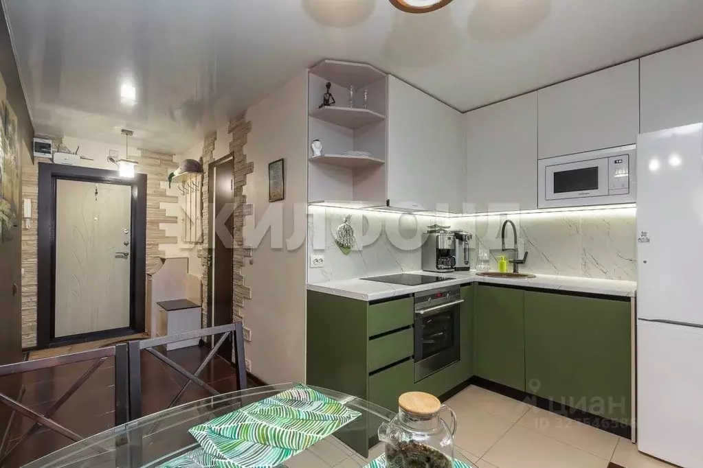 3-к кв. Алтайский край, Барнаул Лазурная ул., 51 (83.0 м) - Фото 2