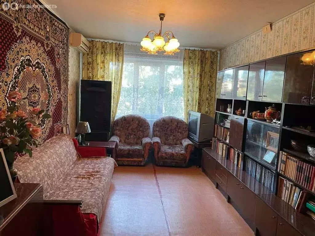 3-комнатная квартира: Тольятти, улица Голосова, 44 (68 м) - Фото 2