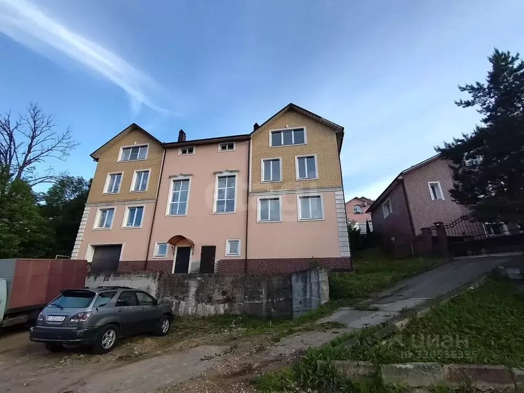 Таунхаус в Смоленская область, Смоленск ул. Металлистов, 3Б (330 м) - Фото 2