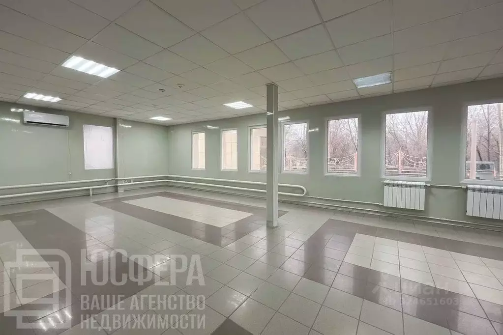 Торговая площадь в Волгоградская область, Волгоград ул. Возрождения, ... - Фото 1