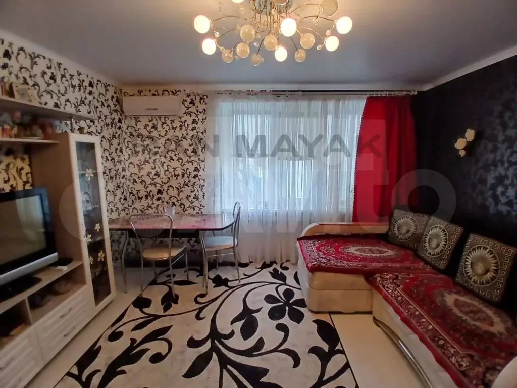 1-к. квартира, 35 м, 5/5 эт. - Фото 0