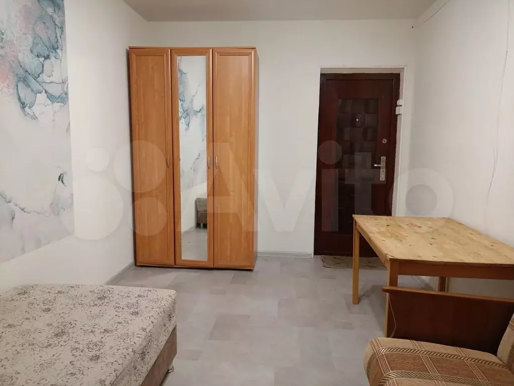 Комната 13,5 м в 3-к., 1/12 эт. - Фото 1
