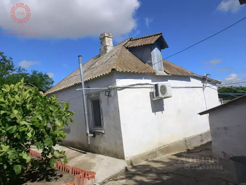 Дом в Крым, Ленинский район, с. Приозерное ул. Тернопольская (40 м) - Фото 0