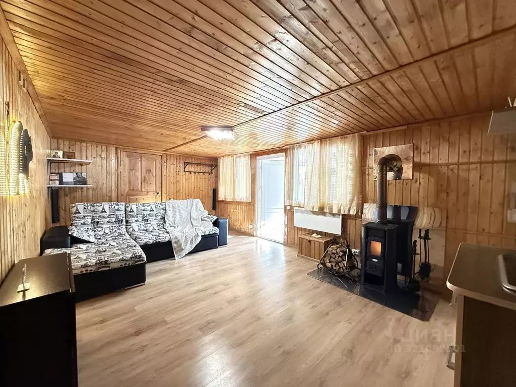 Дом в Карачаево-Черкесия, Зеленчукский район, с. Нижняя Ермоловка ... - Фото 2