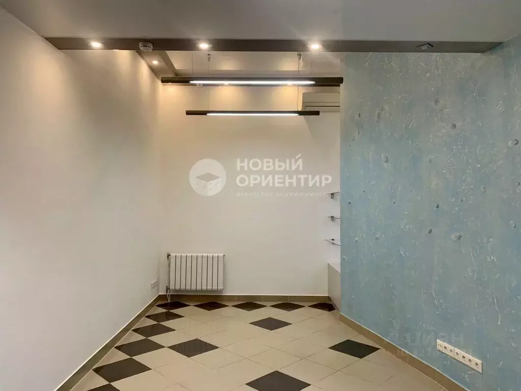 Офис в Свердловская область, Екатеринбург ул. Николая Никонова, 21 (41 ... - Фото 1