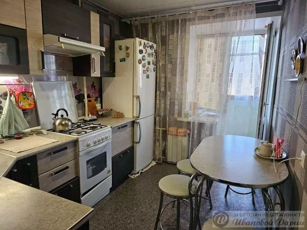 2-к кв. Самарская область, Самара ул. Авроры, 122 (48.0 м) - Фото 2