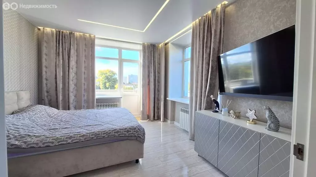 3-комнатная квартира: Казань, улица Челюскина, 6/9 (65.4 м) - Фото 1