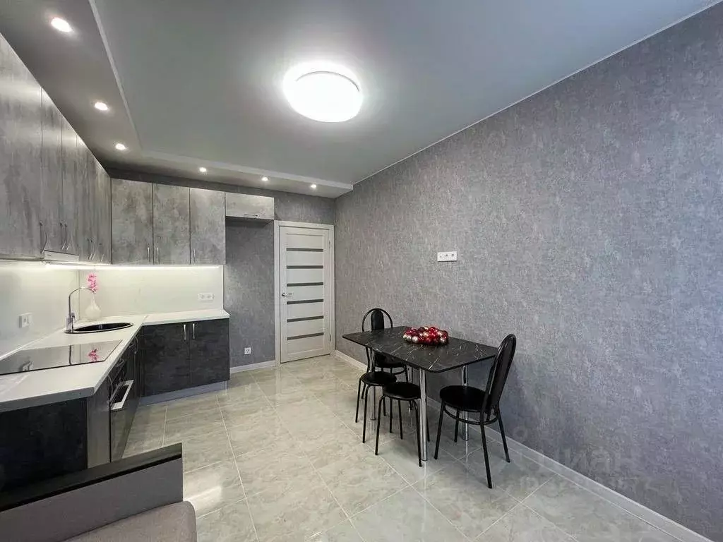 1-к кв. Краснодарский край, Краснодар ул. Имени Калинина, 13к60 (37.0 ... - Фото 1