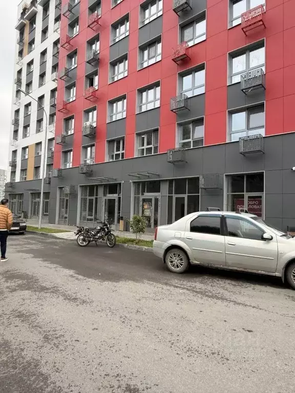 Помещение свободного назначения в Татарстан, Казань ул. Азата ... - Фото 1