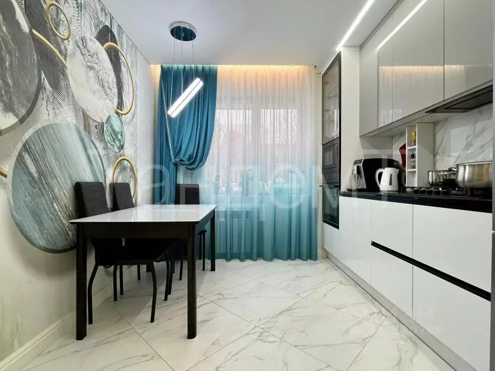 3-к кв. Омская область, Омск ул. Дианова, 7 (61.0 м) - Фото 1