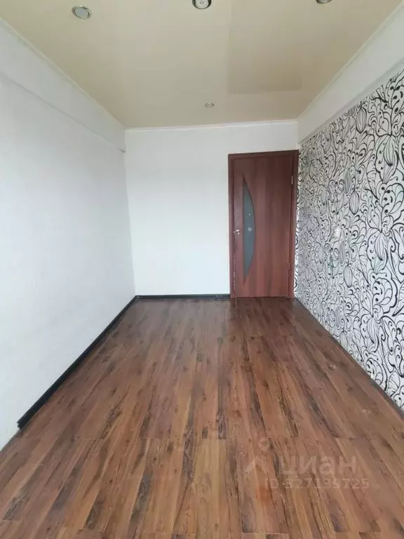 3-к кв. Омская область, Омск 16-й Военный городок,  (58.5 м) - Фото 2