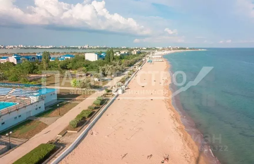 Участок в Краснодарский край, Темрюкский район, Тамань ст-ца ул. Карла ... - Фото 0