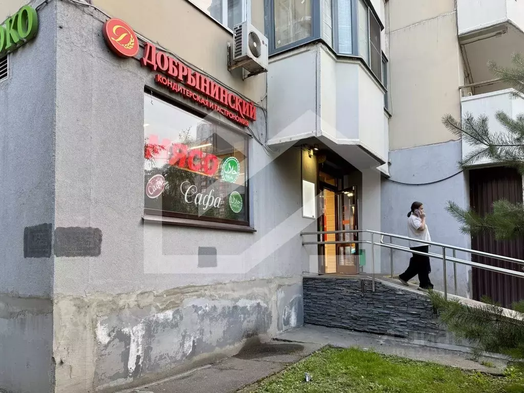 Помещение свободного назначения в Московская область, Красногорск бул. ... - Фото 1