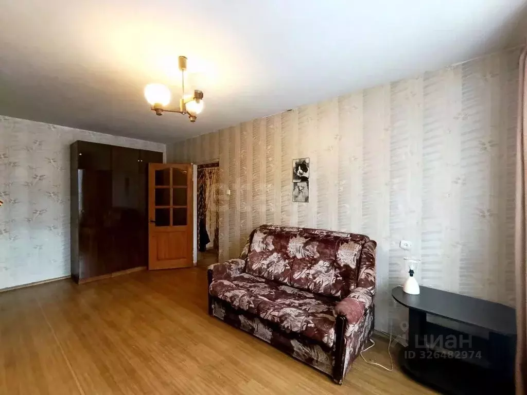 1-к кв. Псковская область, Псков ул. Ижорского Батальона, 8 (32.9 м) - Фото 2