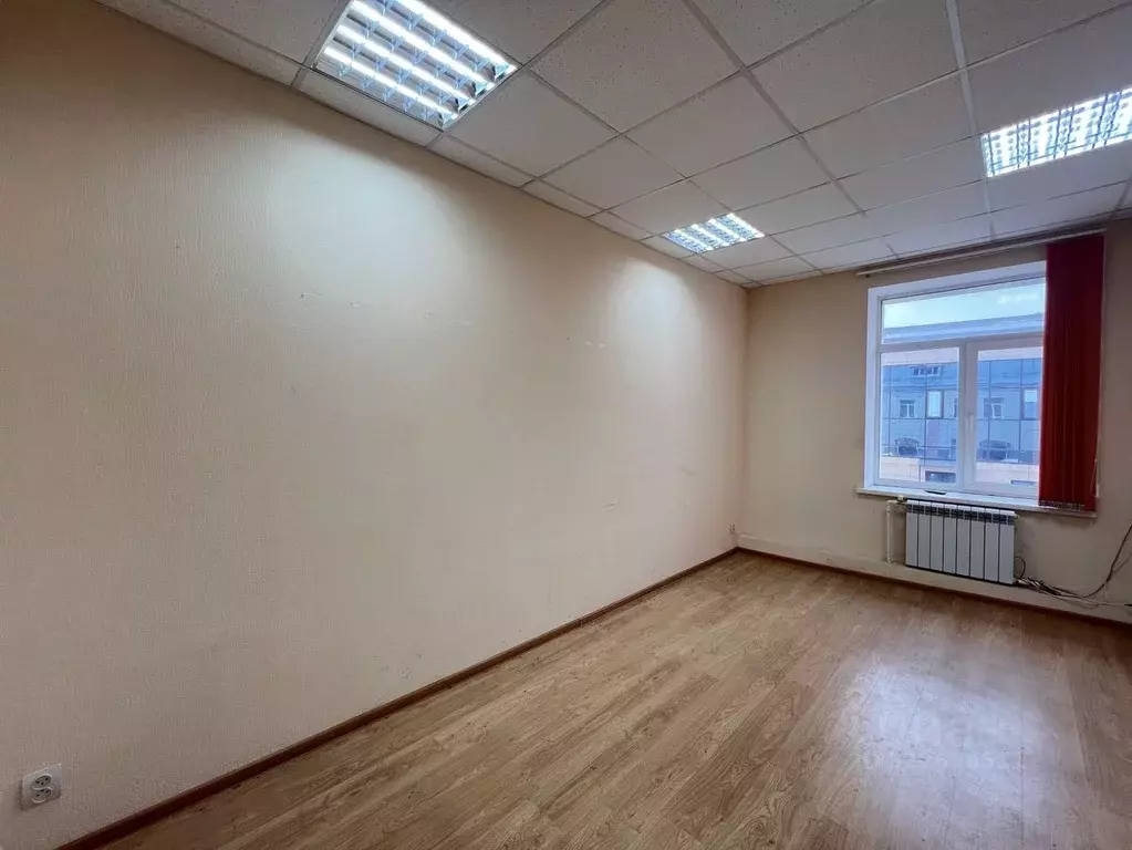 Офис в Татарстан, Казань ул. Мазита Гафури, 50к1 (17 м) - Фото 1