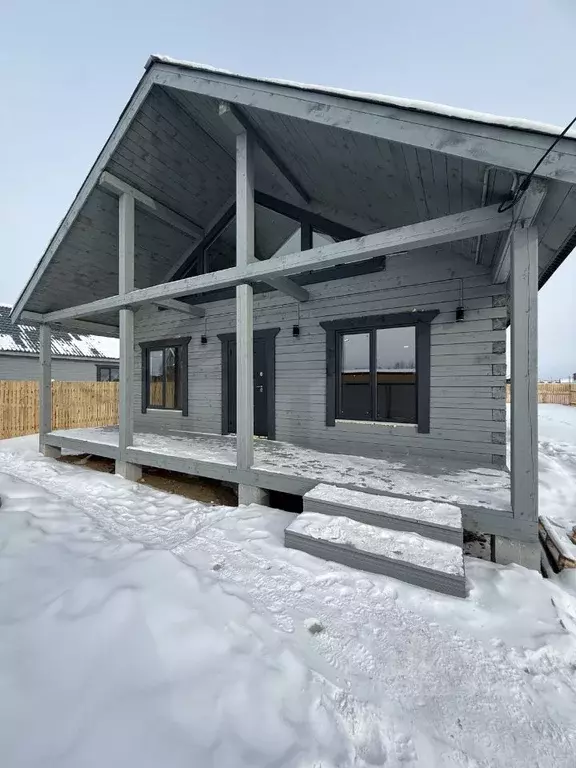 Дом в Иркутская область, Иркутский муниципальный округ, с. Хомутово ... - Фото 1