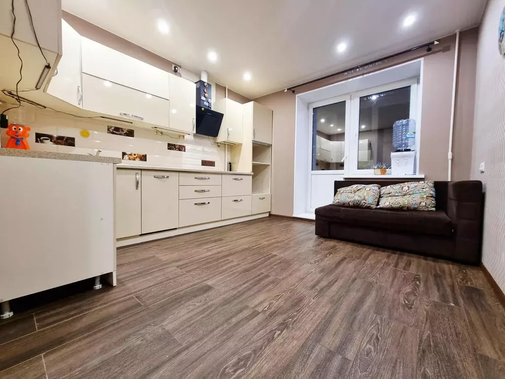 Продаётся 2-к квартира, 75 м - Фото 0