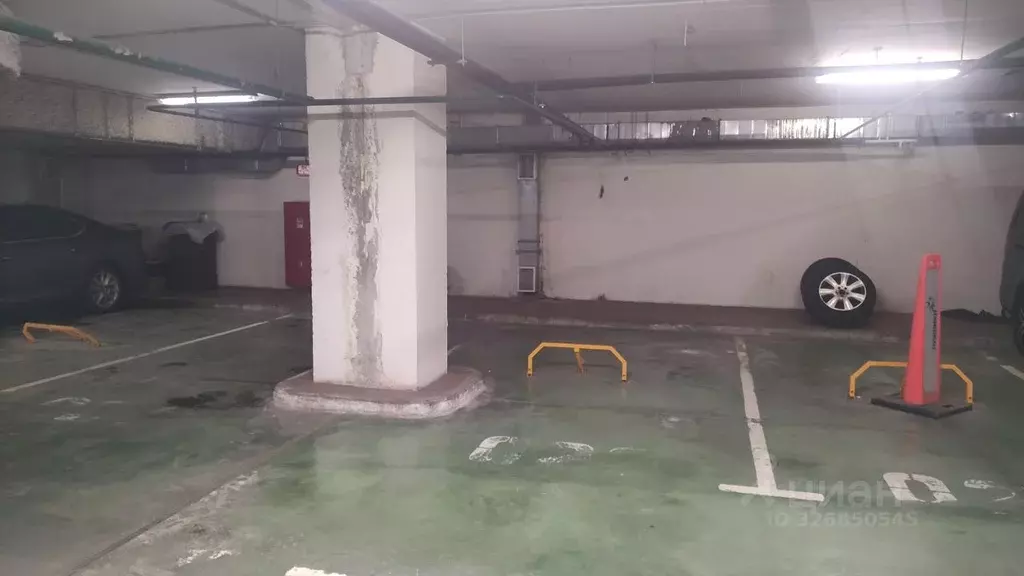 Гараж в Москва ул. Хамовнический Вал, 36 (12 м) - Фото 1