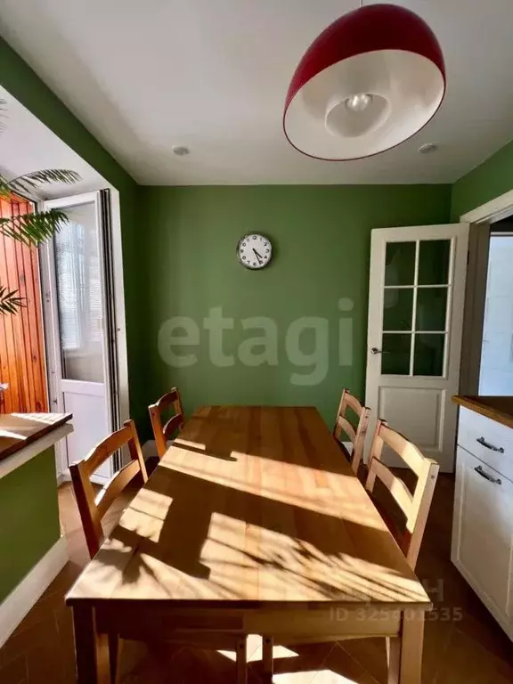 3-к кв. Тюменская область, Тюмень ул. Республики, 10 (55.6 м) - Фото 0