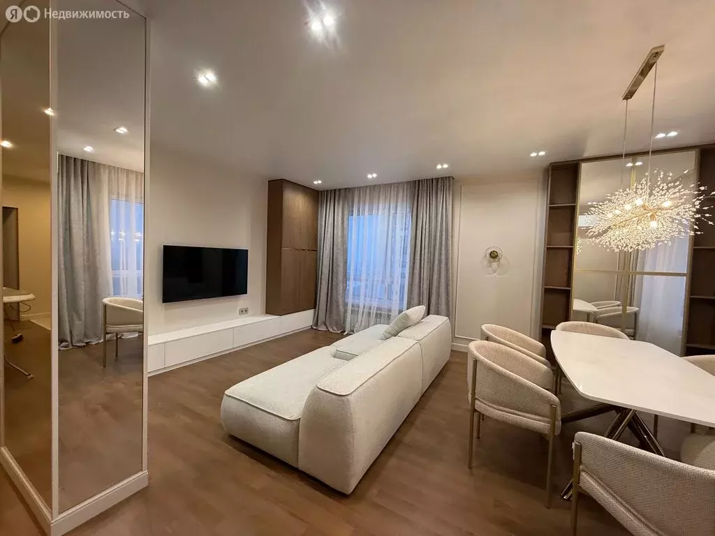 3-комнатная квартира: Воронеж, улица Берёзовая Роща, 4А (101 м) - Фото 1