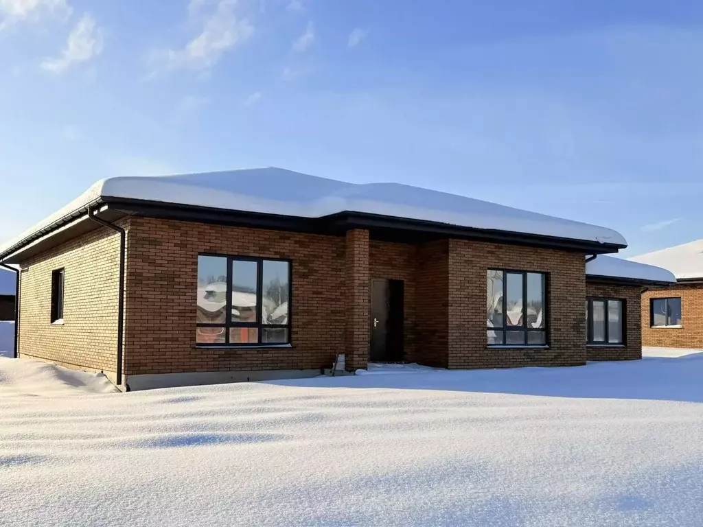 Дом в Калужская область, Боровский муниципальный округ, Кривское ... - Фото 1