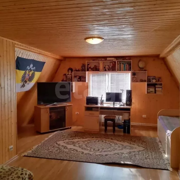 Дом в Мордовия, Лямбирский район, с. Атемар ул. Карнишина, 24 (265 м) - Фото 1